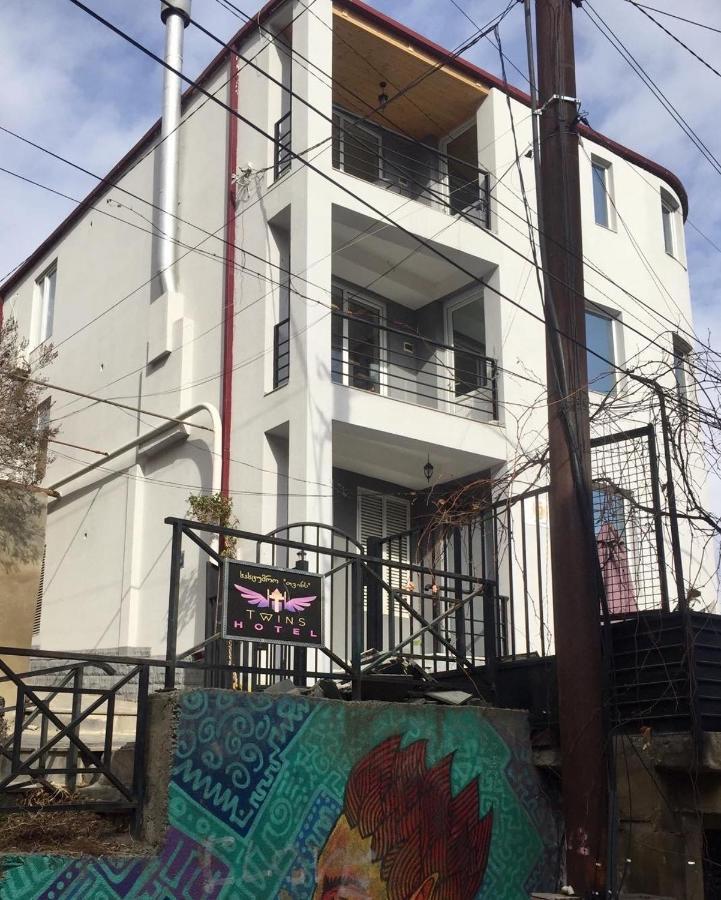Twins Hotel Tbilisi Esterno foto